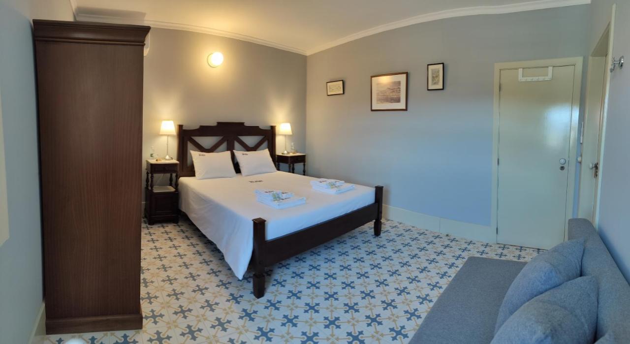 Bed and Breakfast Vila Nazare Каштру-Дайри Экстерьер фото